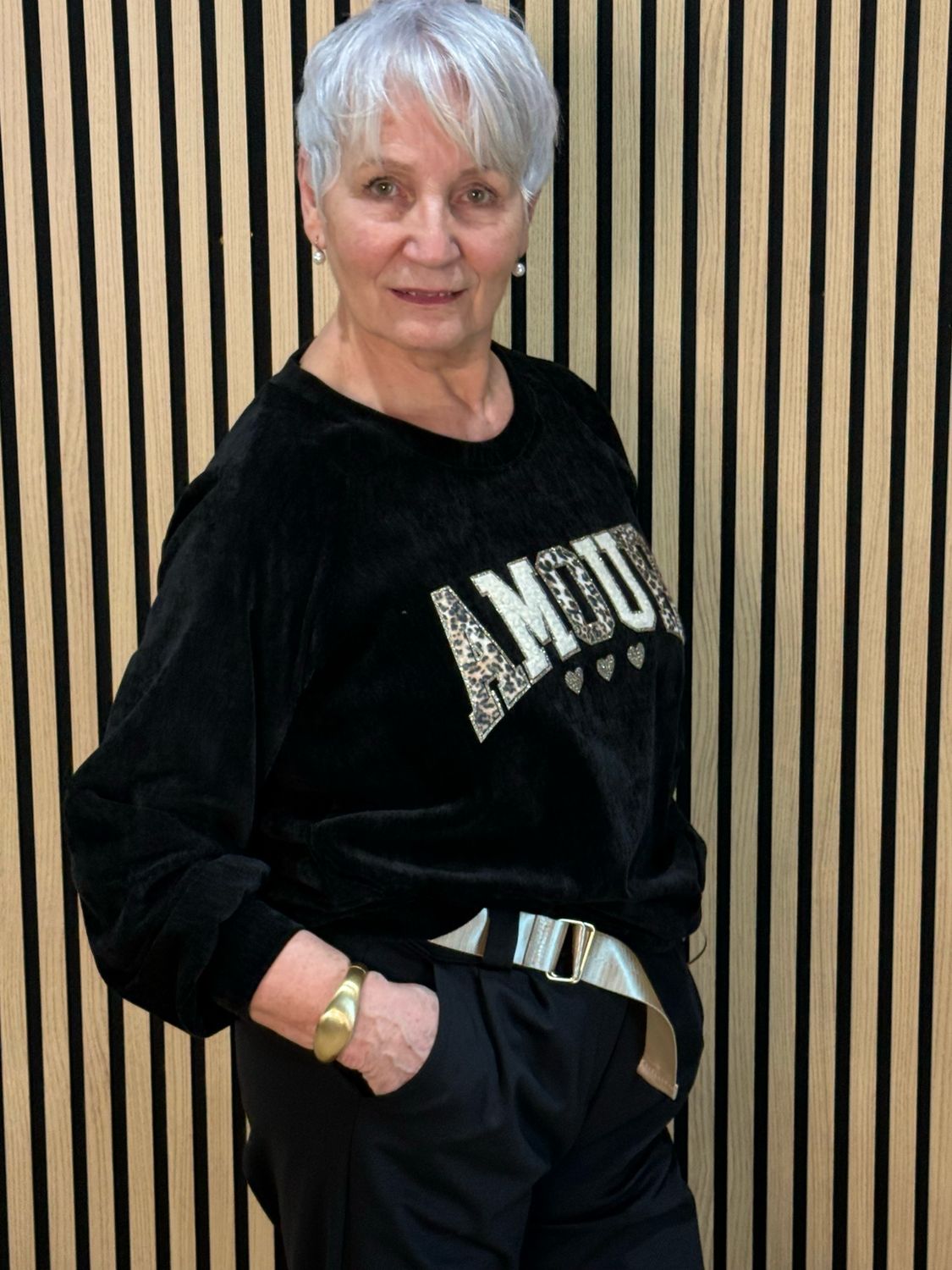 Amour Velvet Jumper - Black