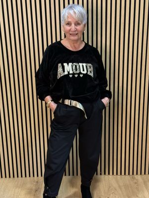 Amour Velvet Jumper - Black