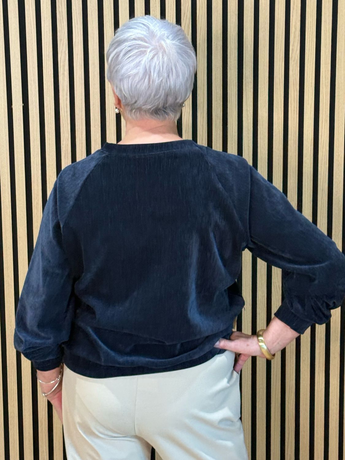 Amour Velvet Jumper - Navy