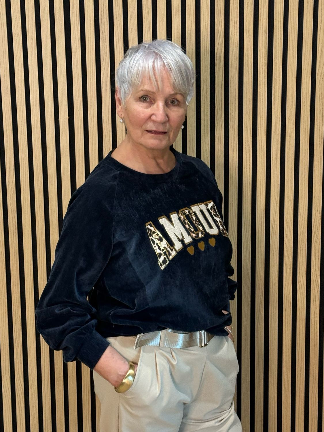 Amour Velvet Jumper - Navy