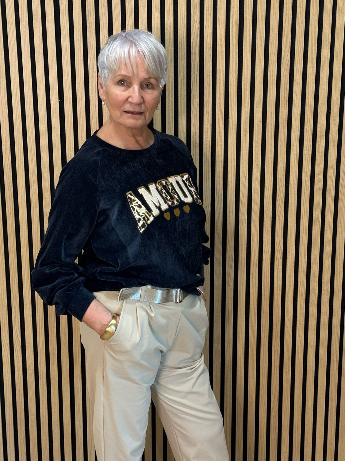 Amour Velvet Jumper - Navy