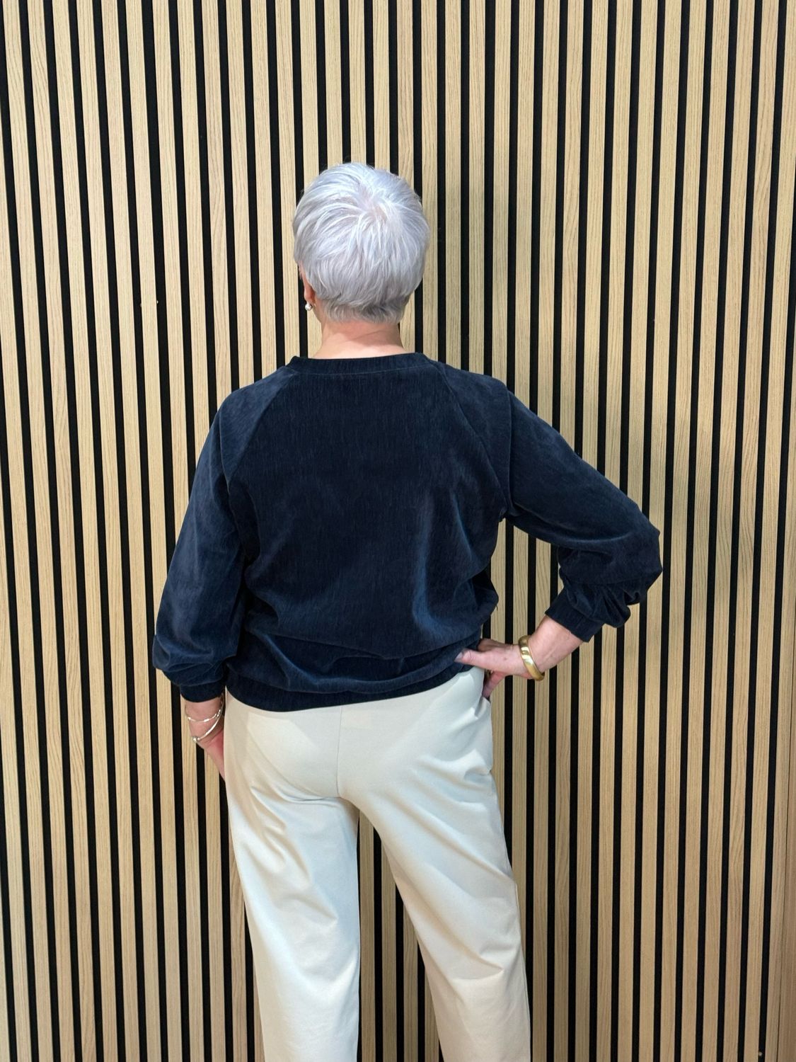 Amour Velvet Jumper - Navy