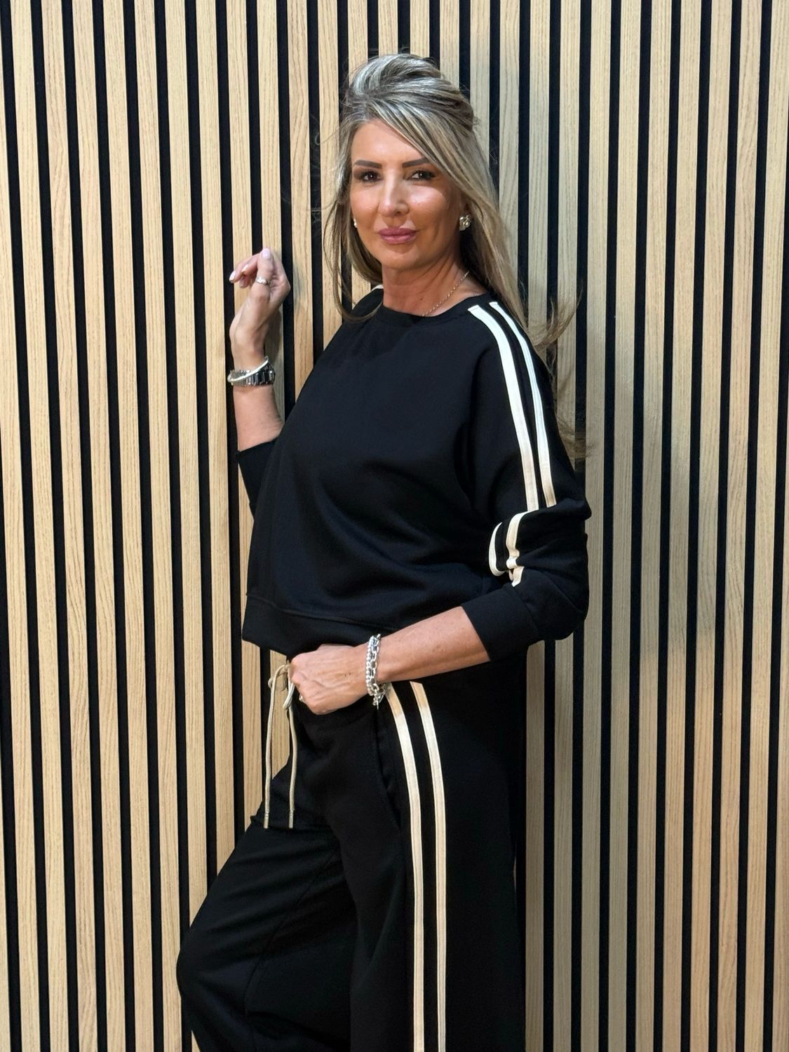 Relaxed - Stripe Detail Co-Ord Set - Black