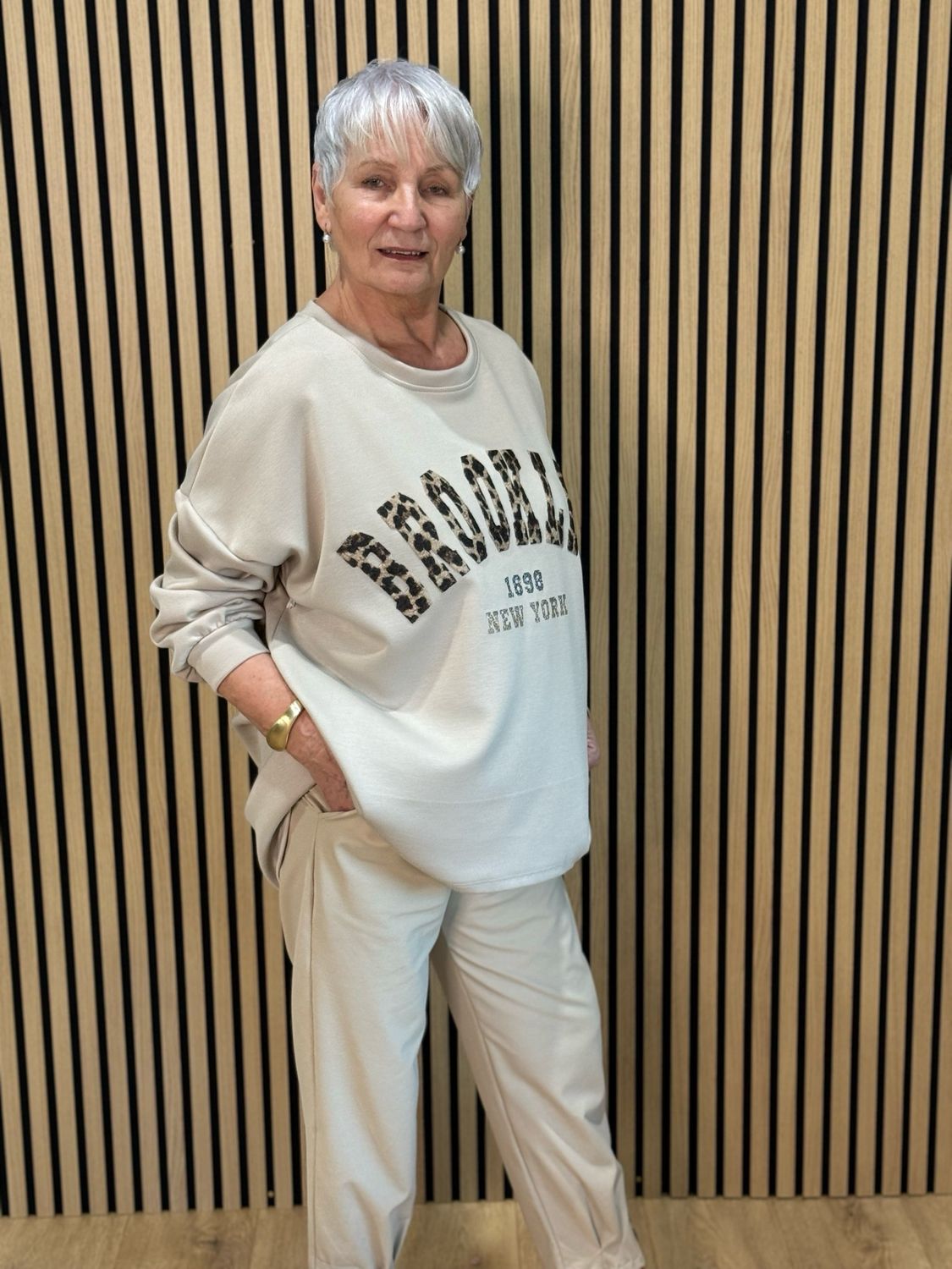 Brooklyn Oversized Jumper - Beige