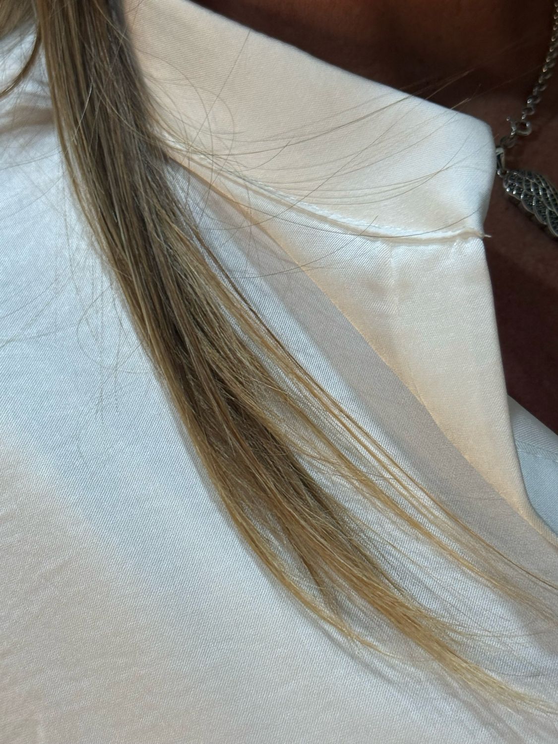 Chic V-neck Top - White