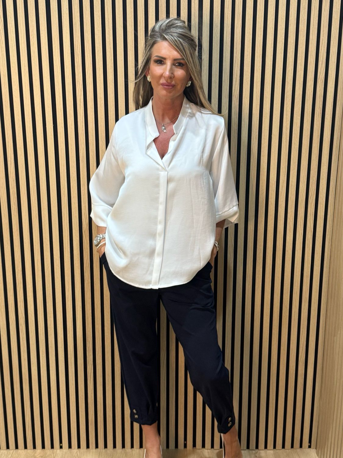 Chic V-neck Top - White