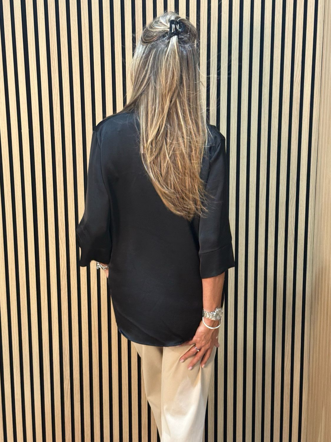 Chic V-Neck Top - Black