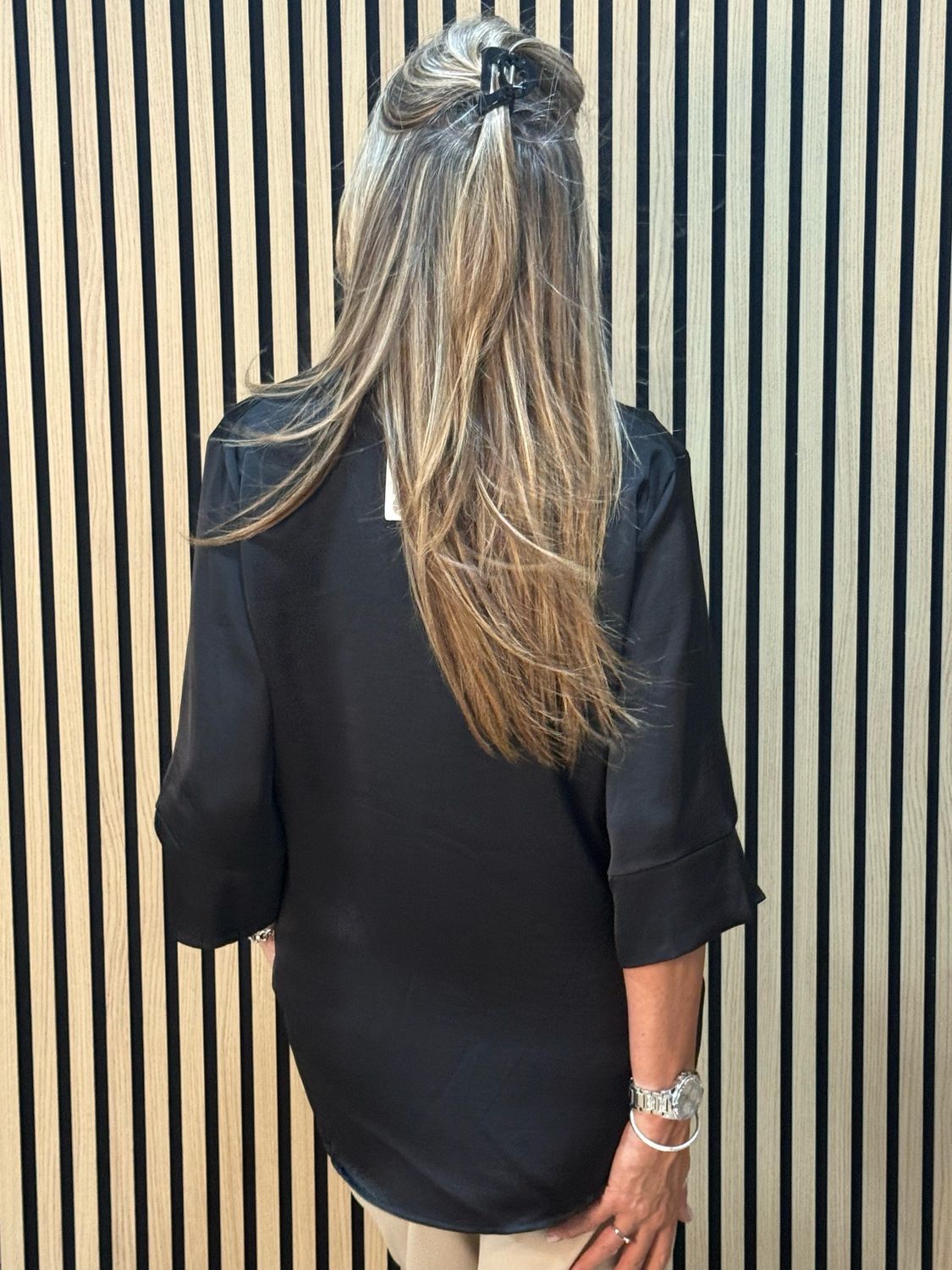 Chic V-Neck Top - Black