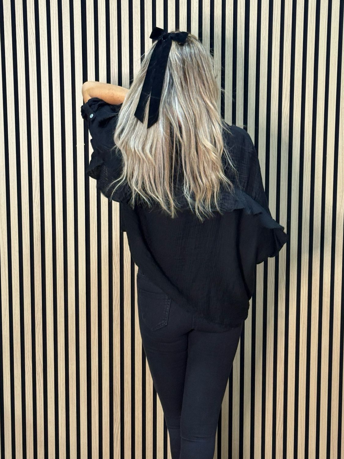 Lightweight Textured Button Blouse - Black