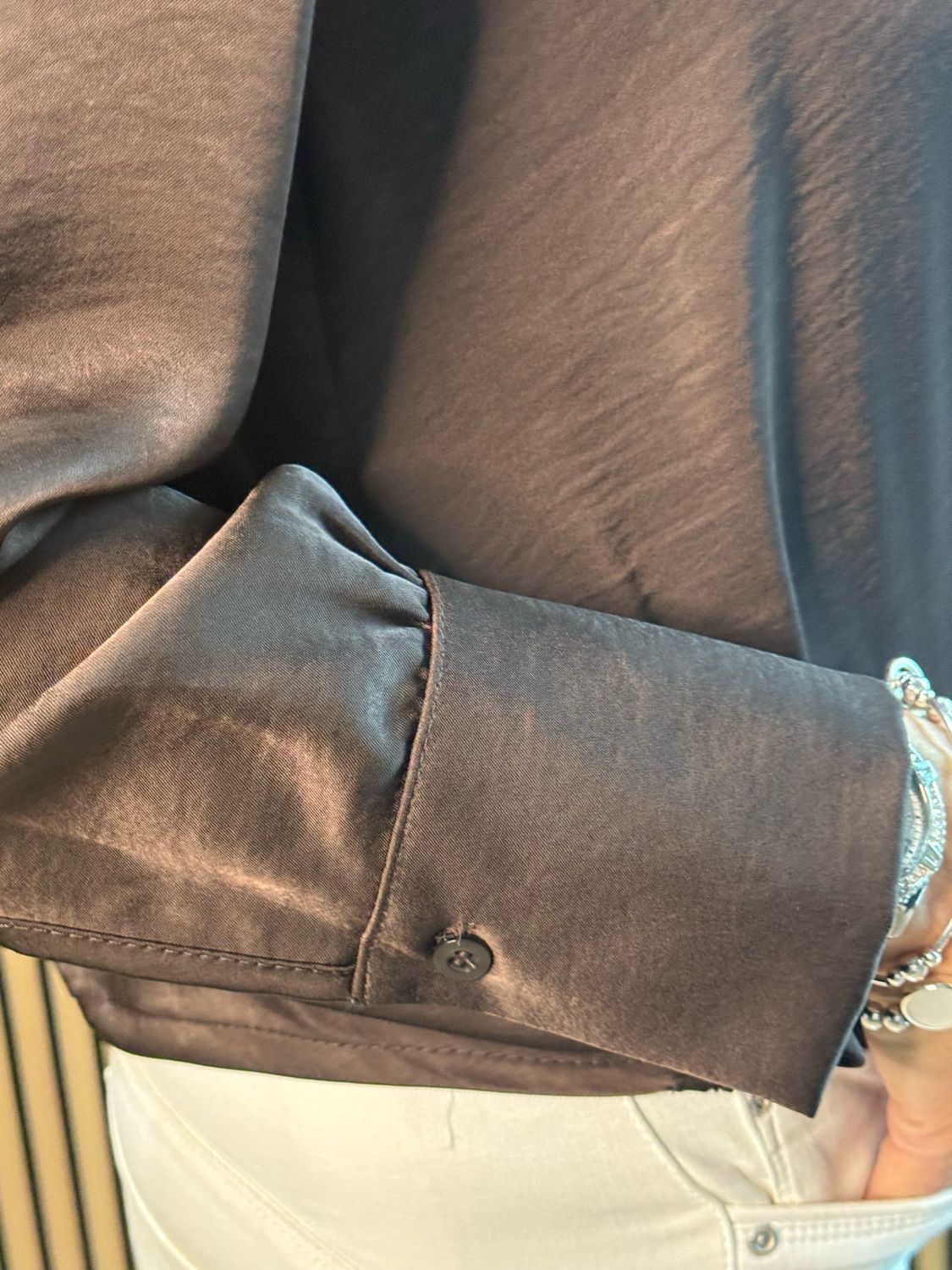 Elastic Hem Button Shirt - Brown