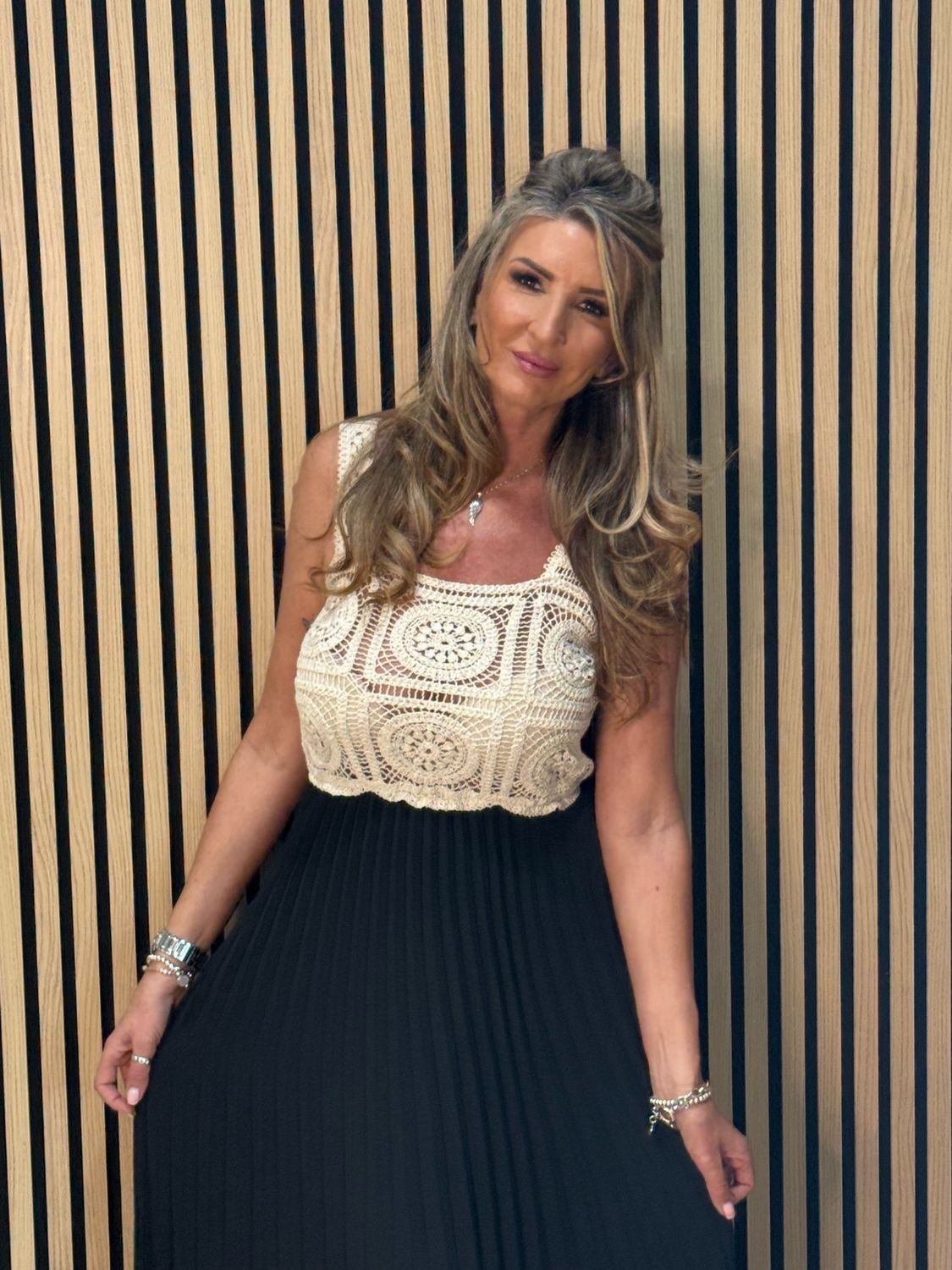 Crochet Bodice Pleated Midi Dress - Black