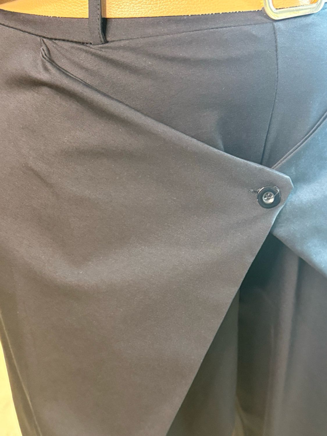 Wrapped Front Cropped Trousers - Black