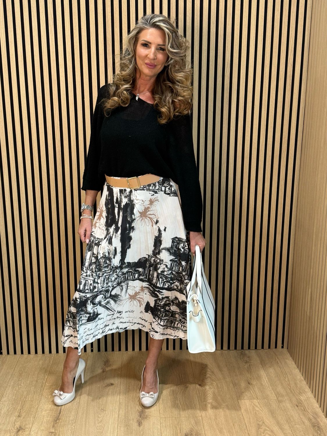 Art Print Midi Skirt - Black/White