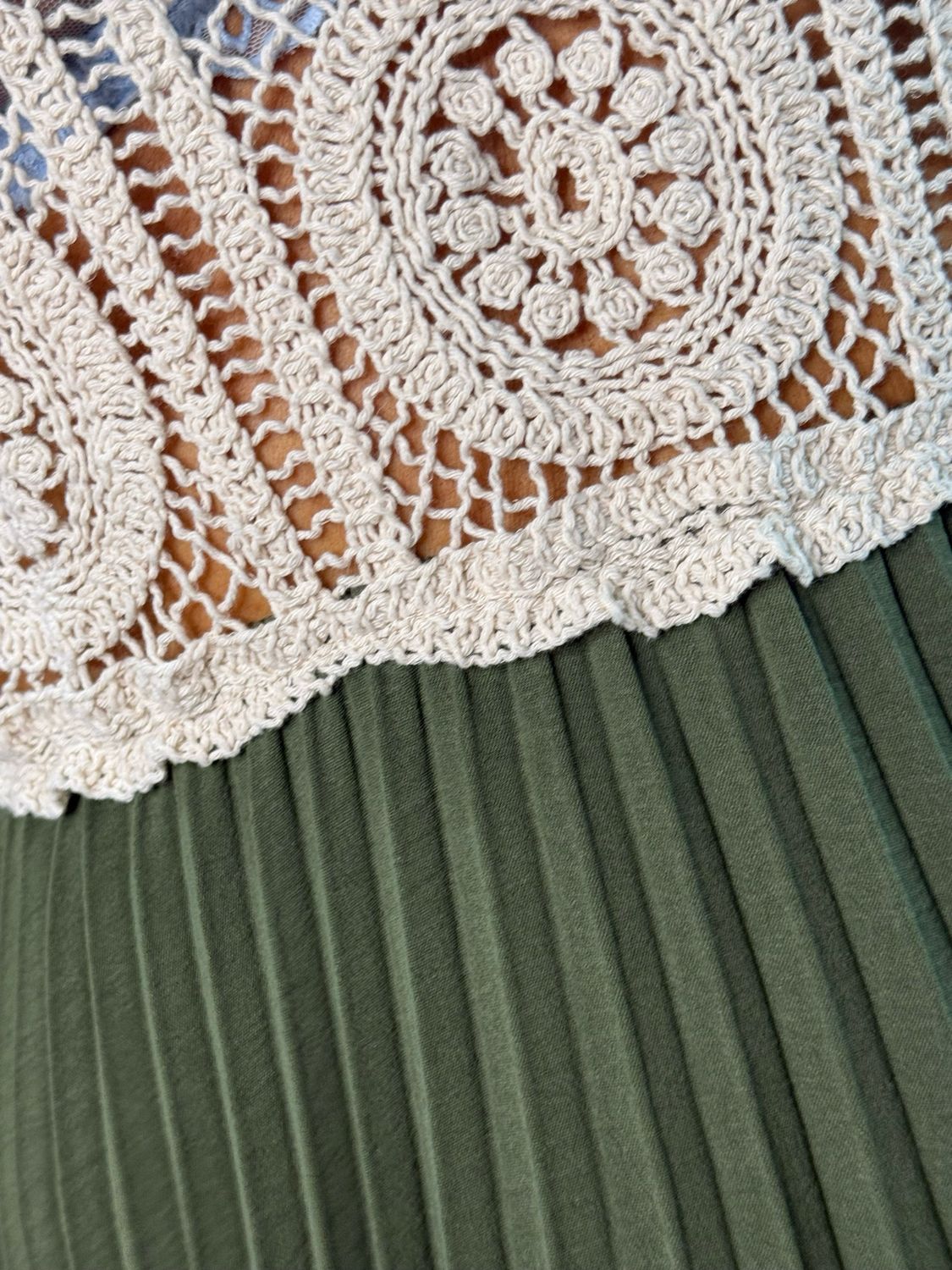 Crochet Bodice Pleated Midi Dress - Khaki