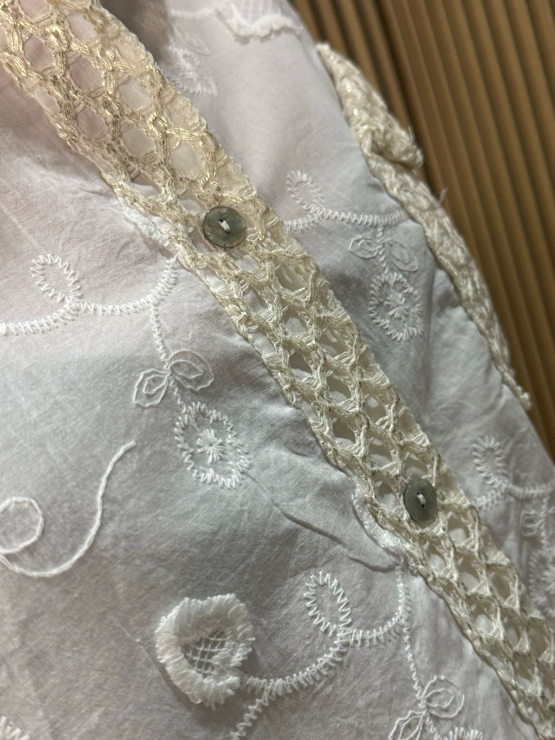 Cotton Embroidered Lace Trim Trim Shirt