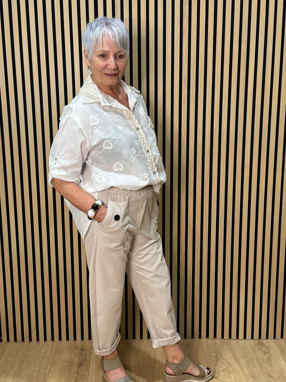 Elastic Waist Pocket Detail Trousers - Cream