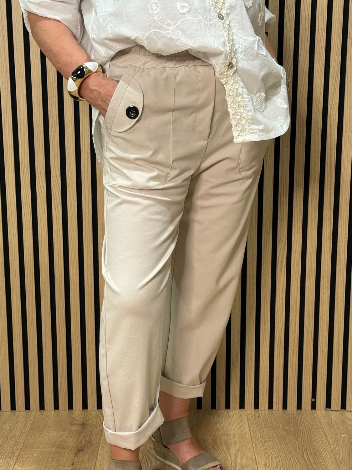 Elastic Waist Pocket Detail Trousers - Cream