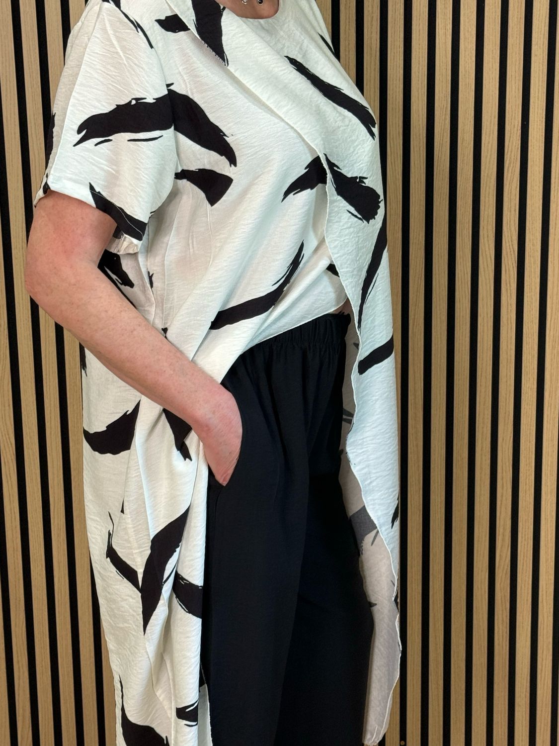 Abstract Print Co-Ord Set - Black