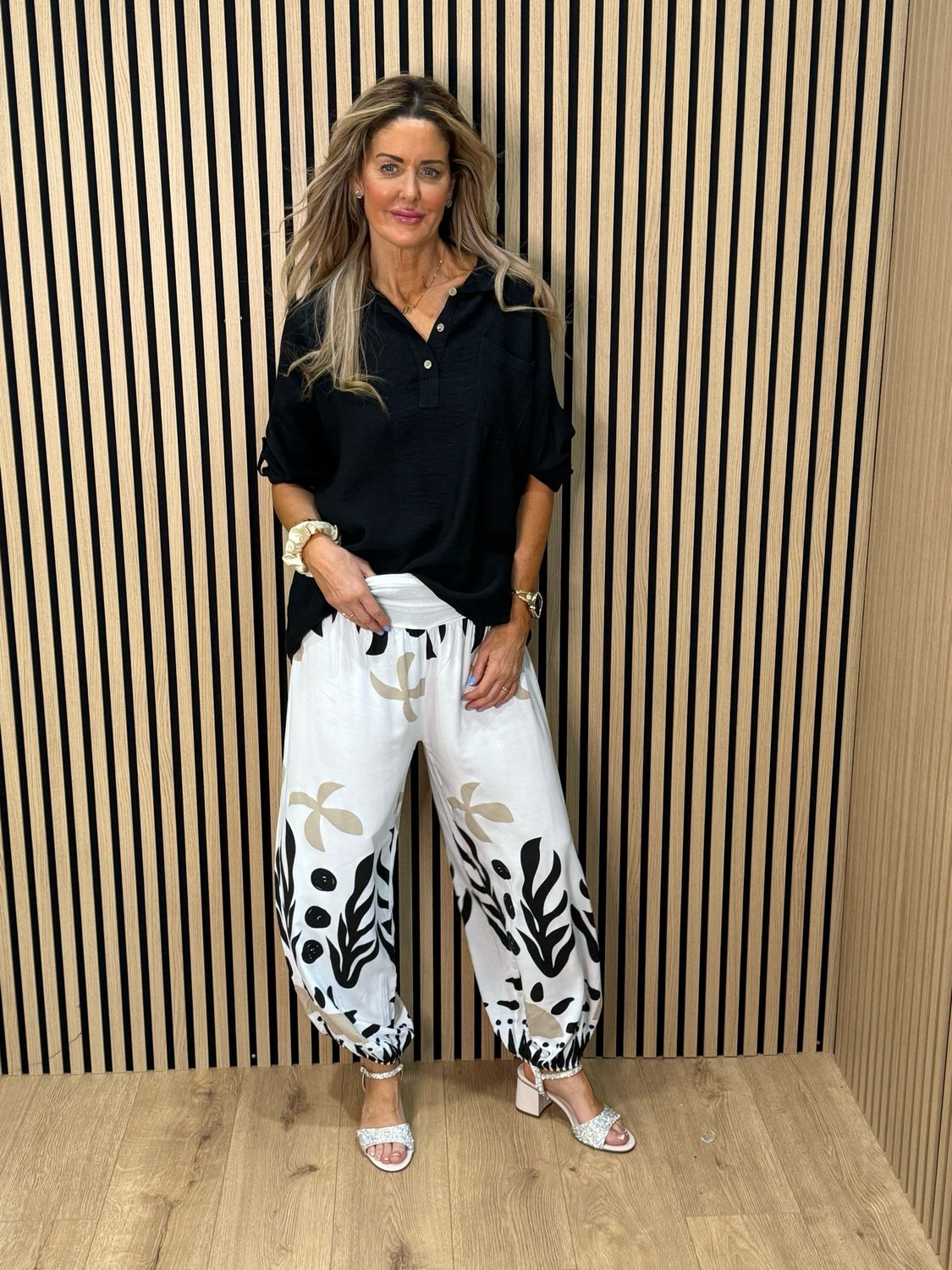 Abstract Leaf Print Harem Pants - White