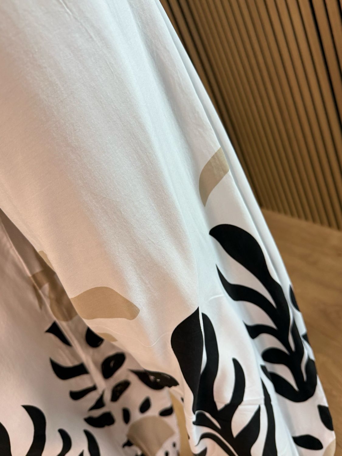 Abstract Leaf Print Harem Pants - White