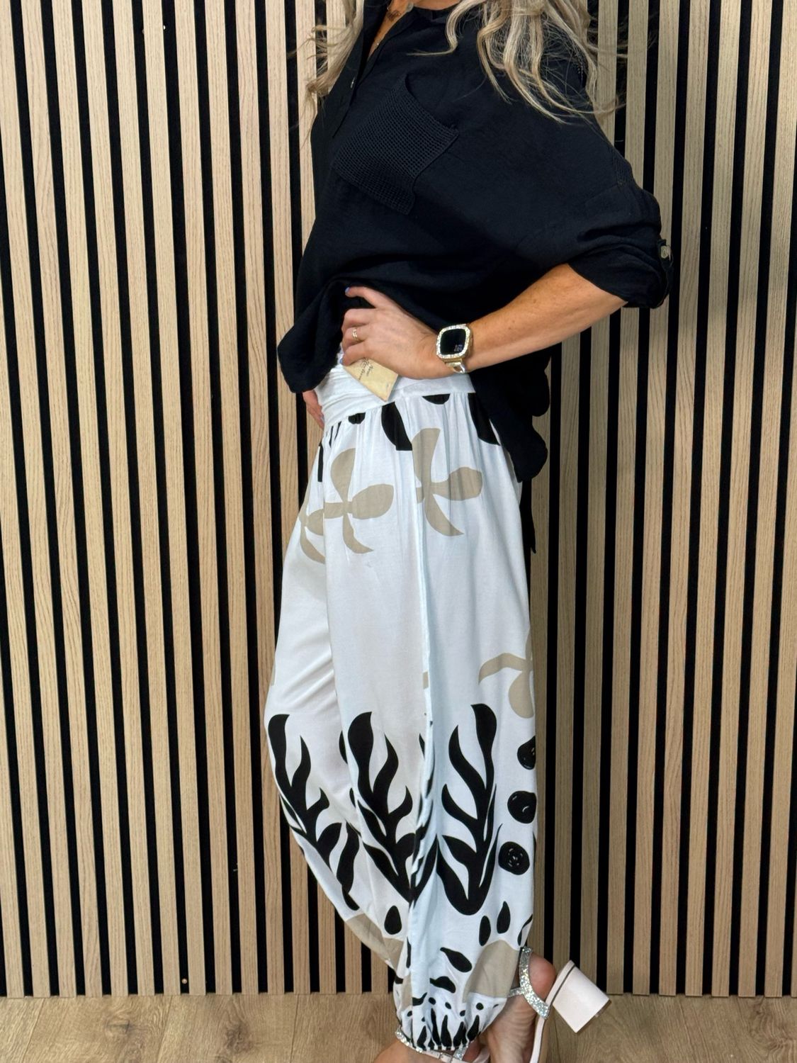 Abstract Leaf Print Harem Pants - White