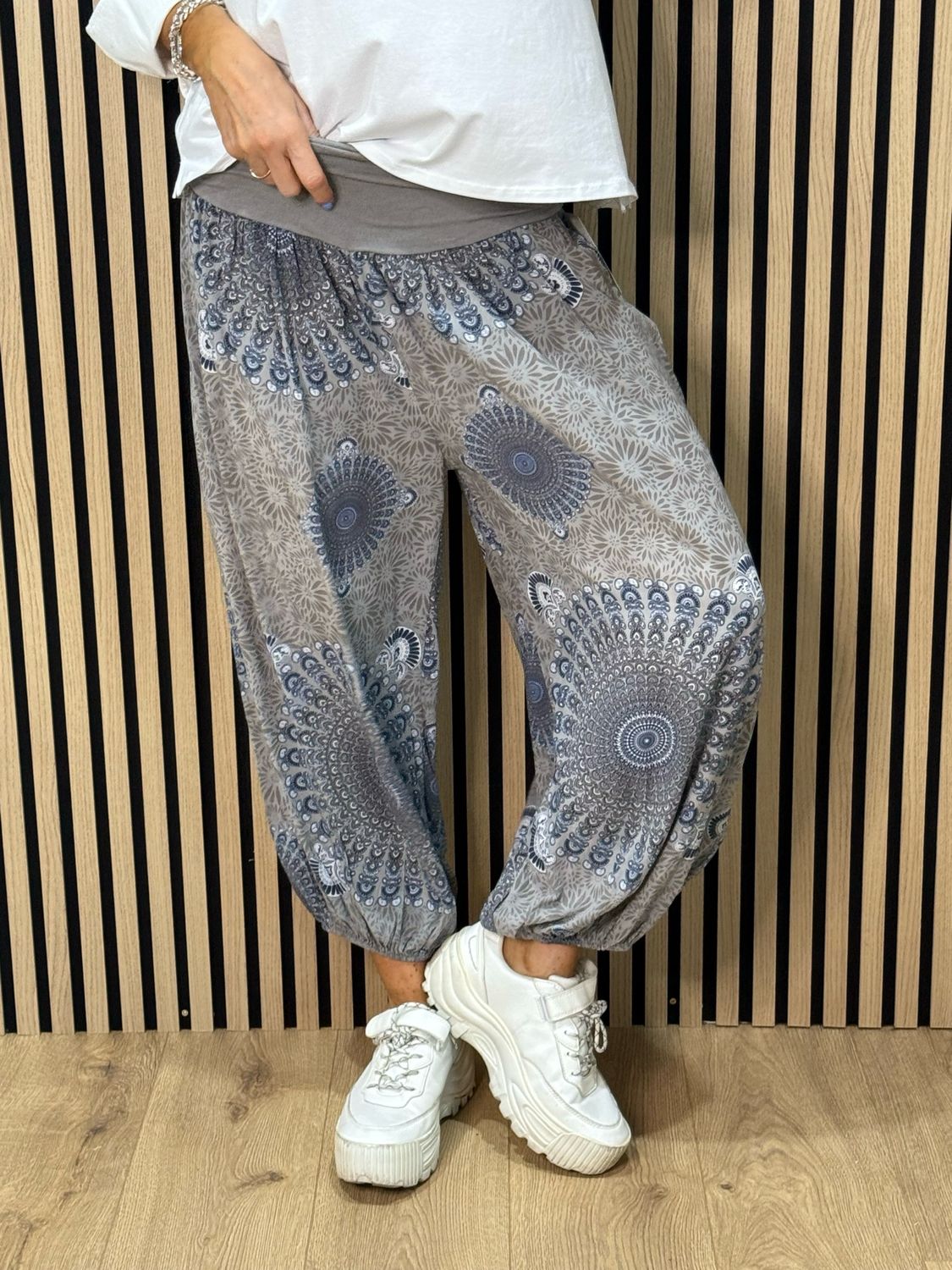 Printed Harem Pants - Grey