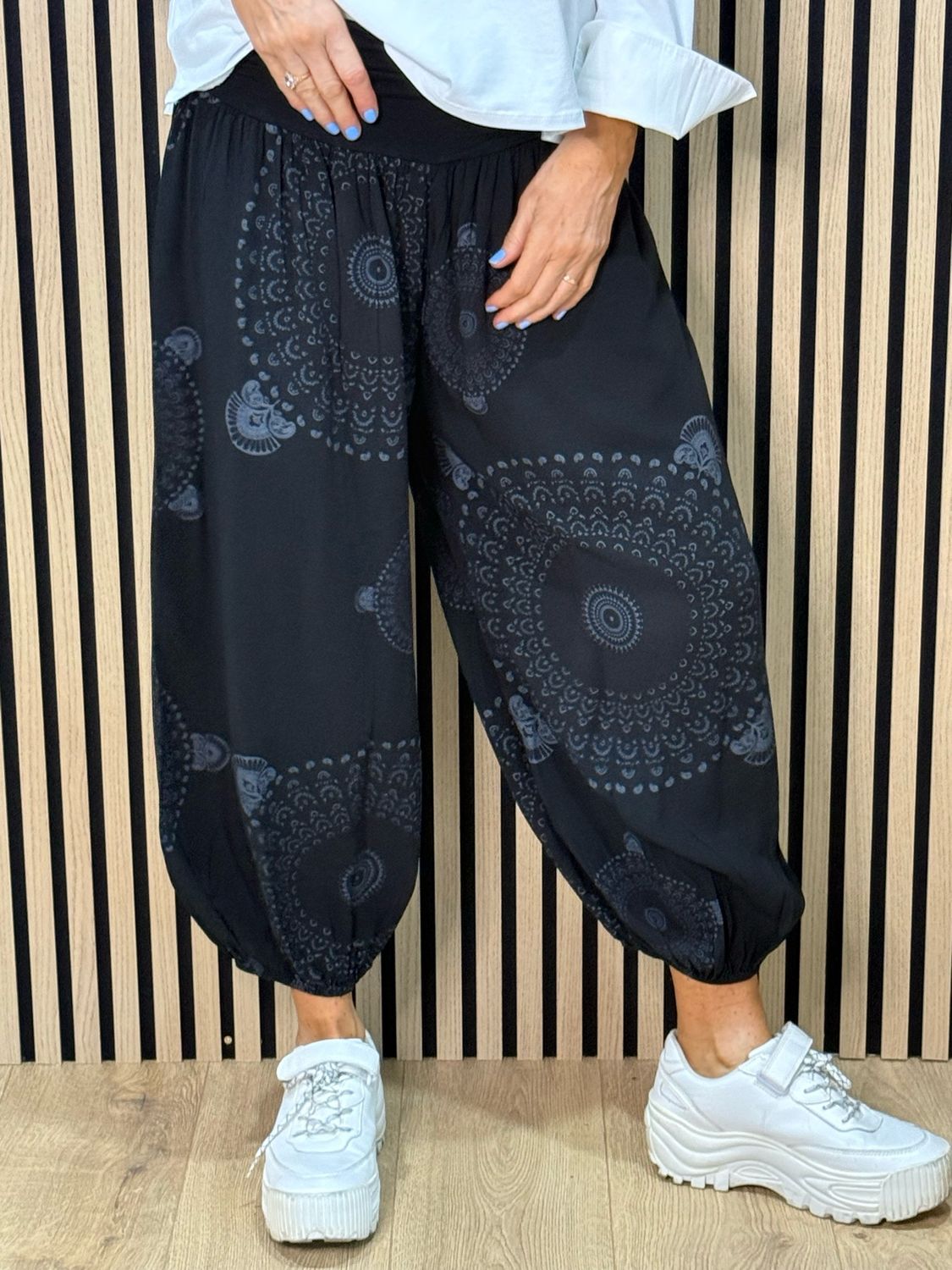 Printed Harem Pants - Black
