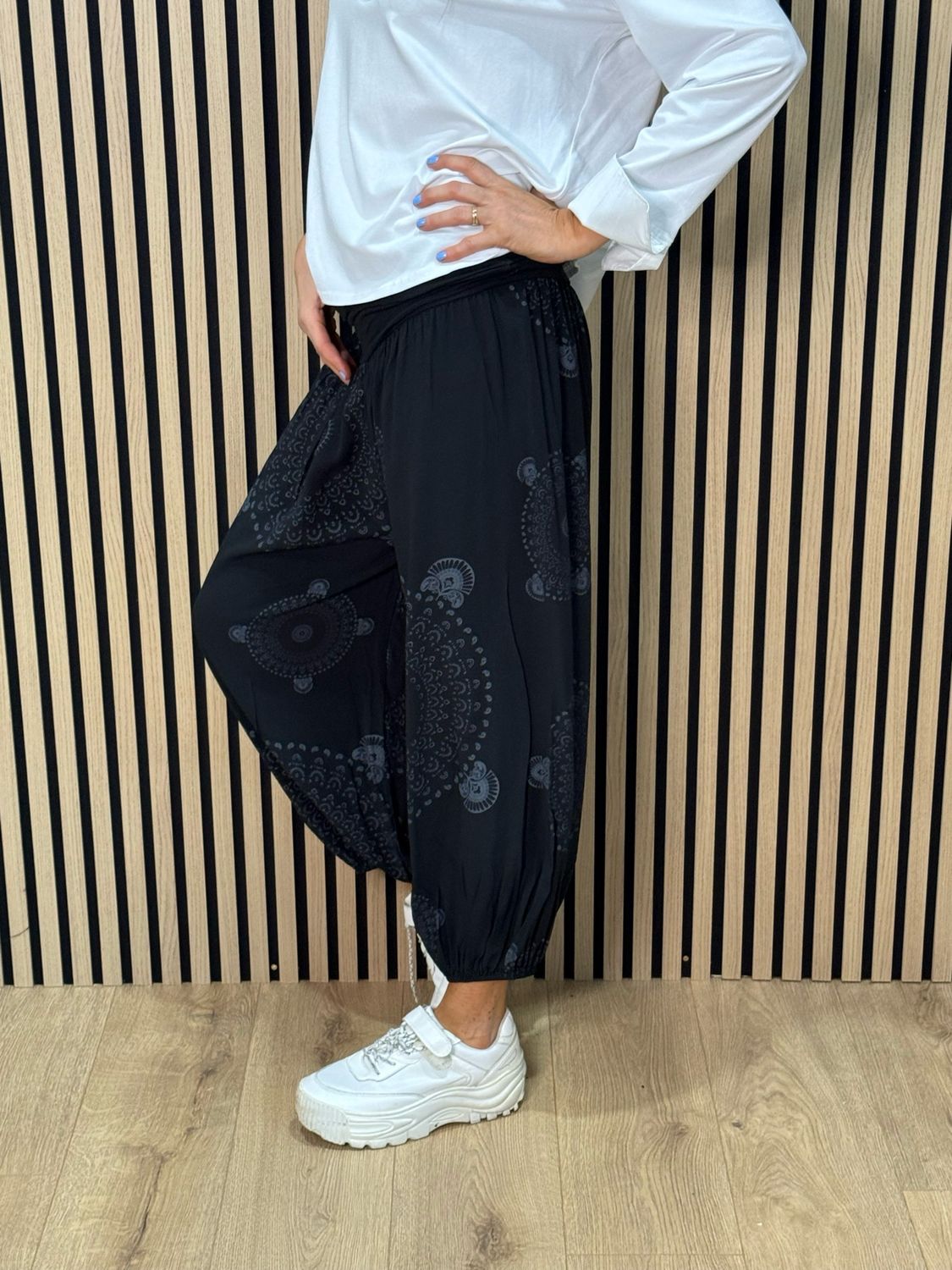 Printed Harem Pants - Black