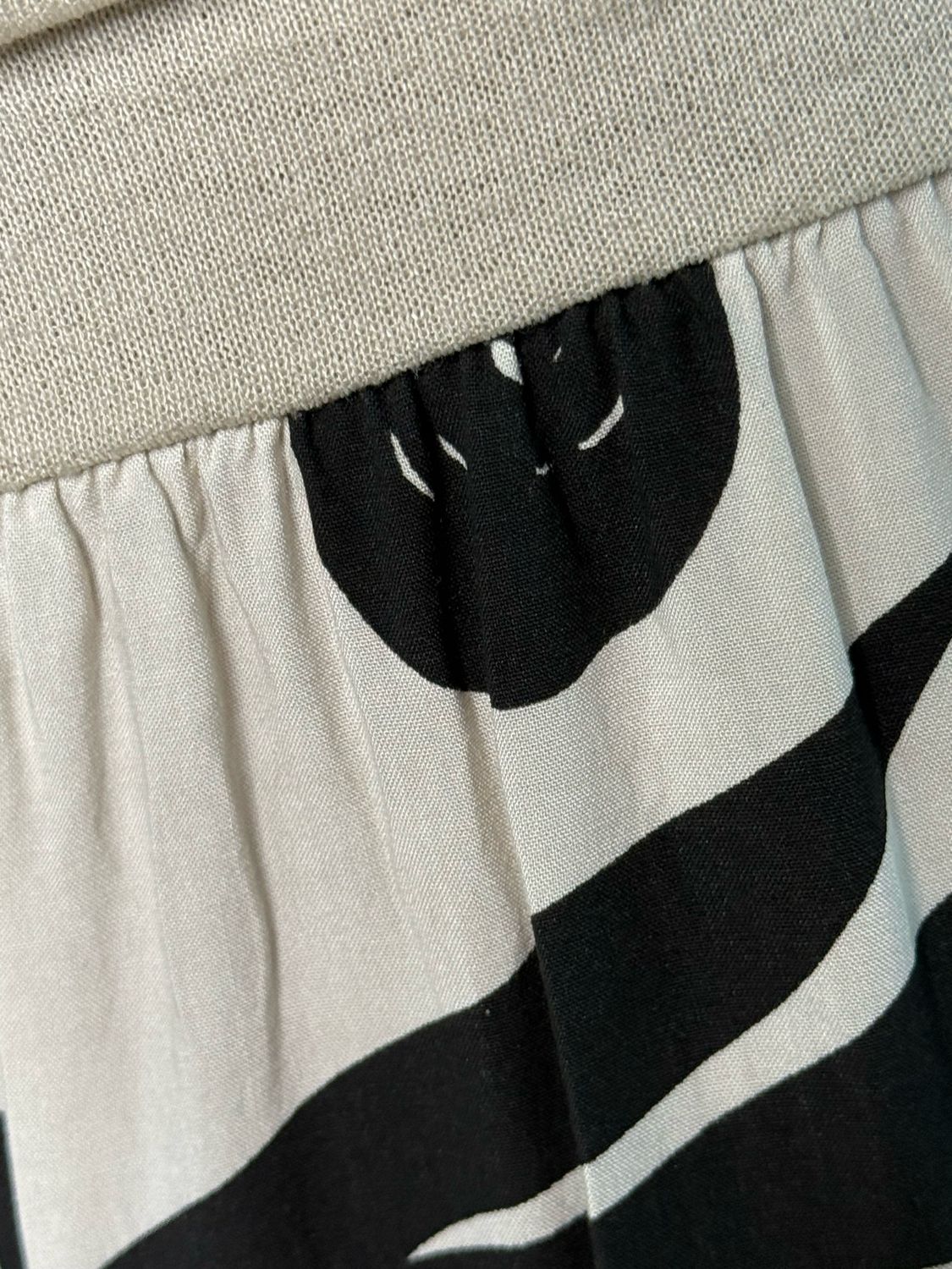 Abstract Leaf Print Harem Pants - Sand