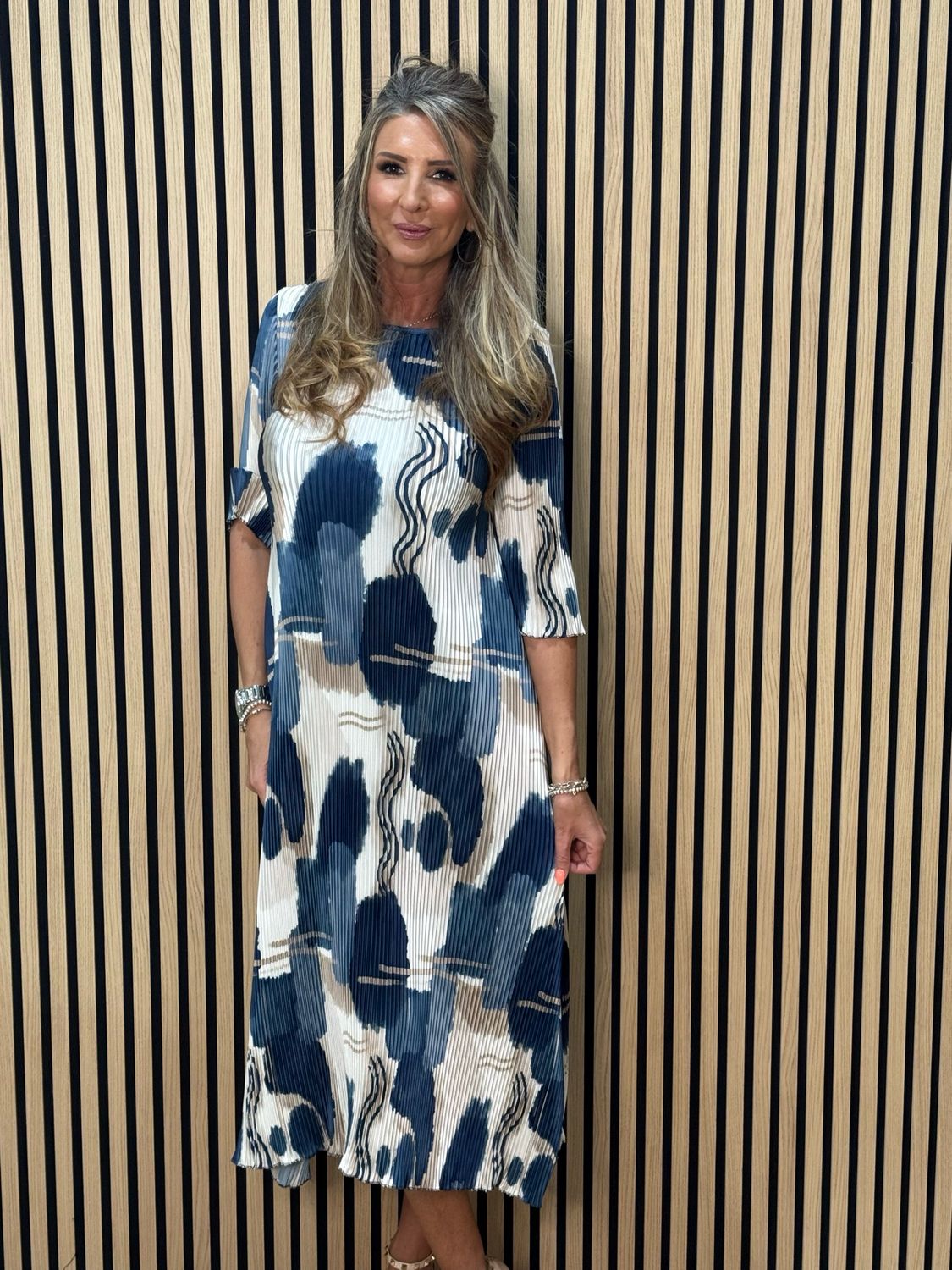 Pleated Abstract Print Midi Dress - Navy/Bronze