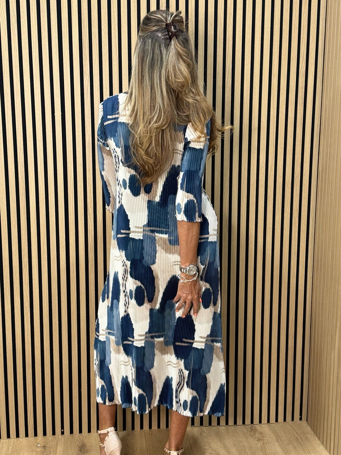 Pleated Abstract Print Midi Dress - Navy/Bronze