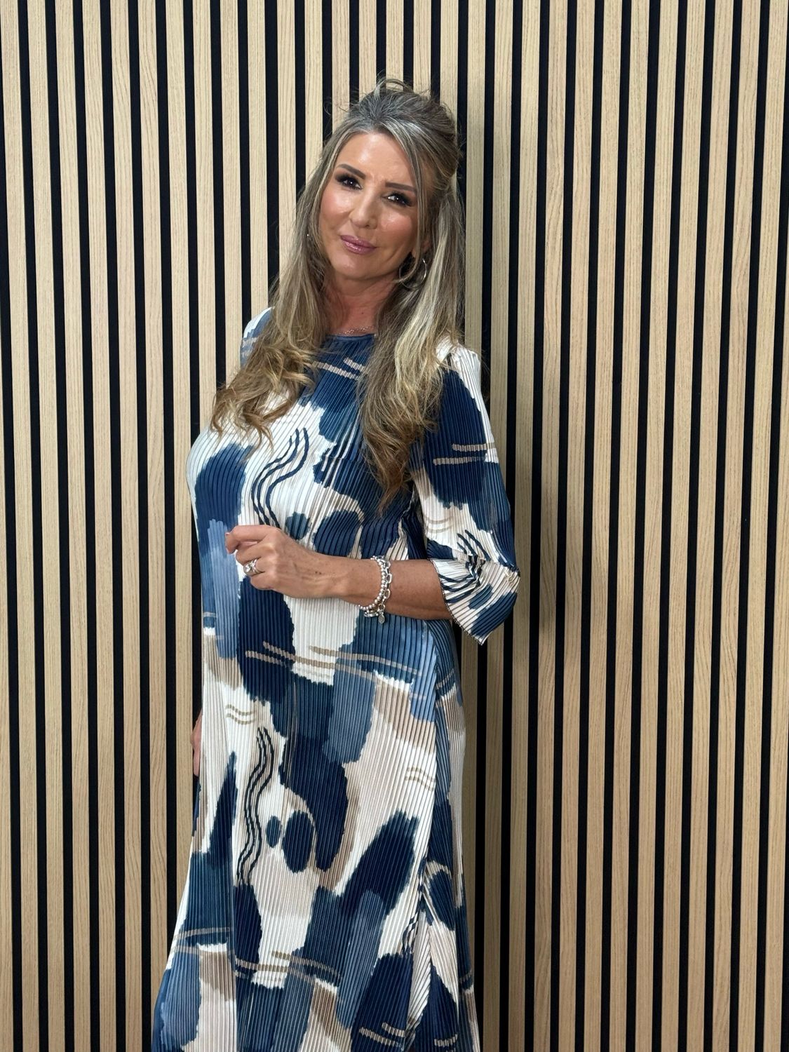 Pleated Abstract Print Midi Dress - Navy/Bronze