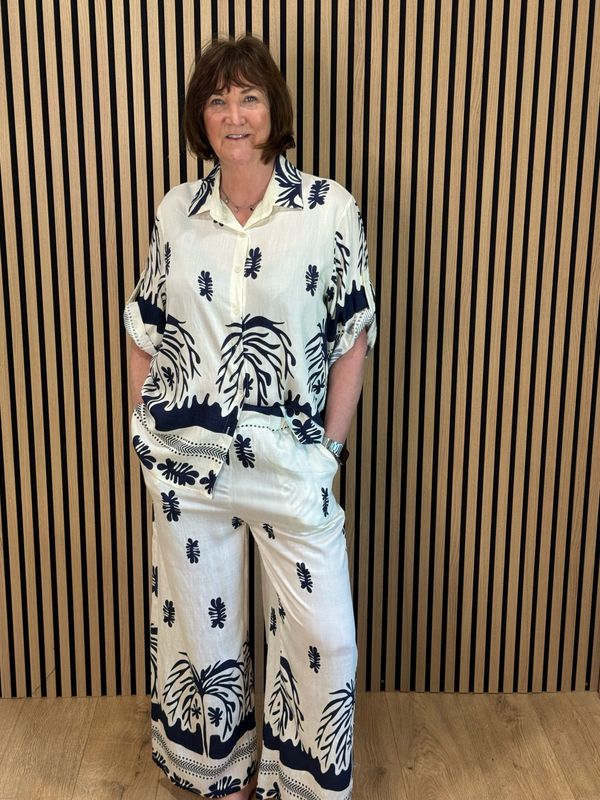 Tropical Print Co-Ord Set - White/Navy