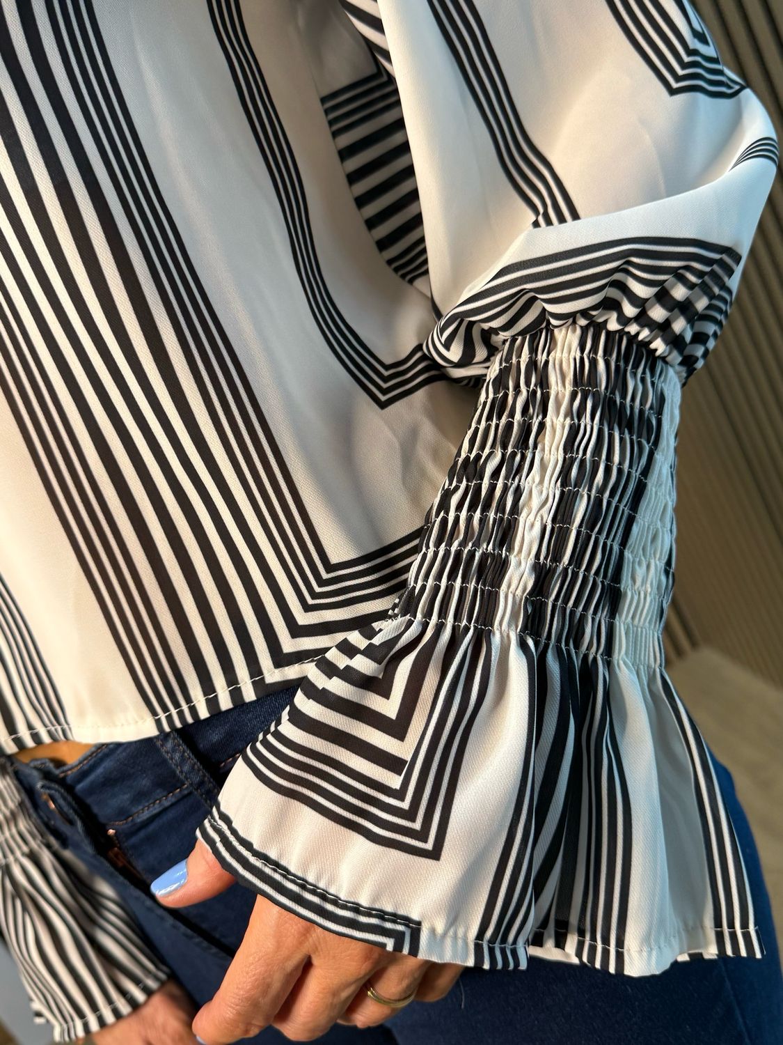 Monochrome Geometric Print Top - Black/Cream