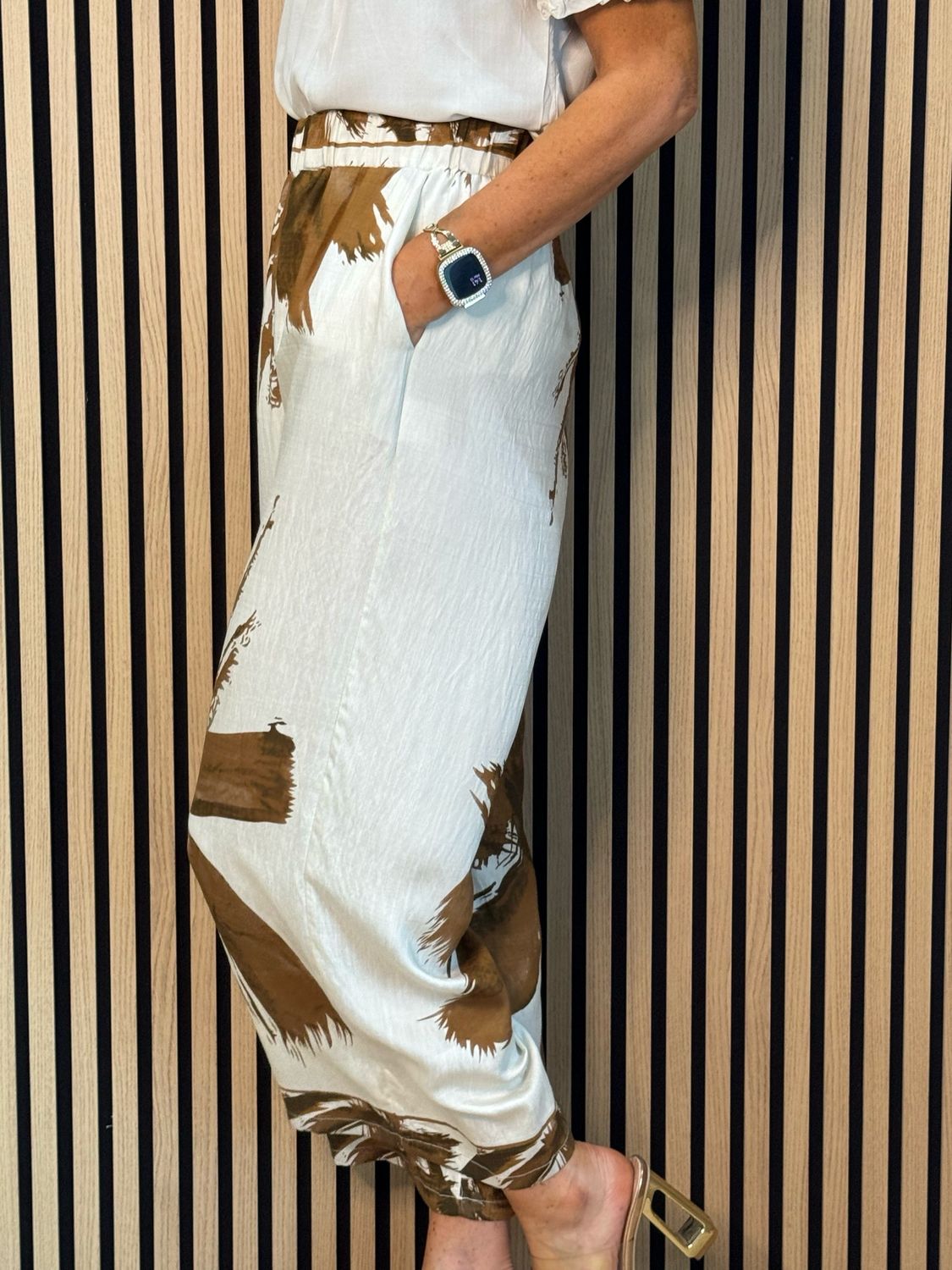 Printed Wide Leg Trousers - Cream/Brown