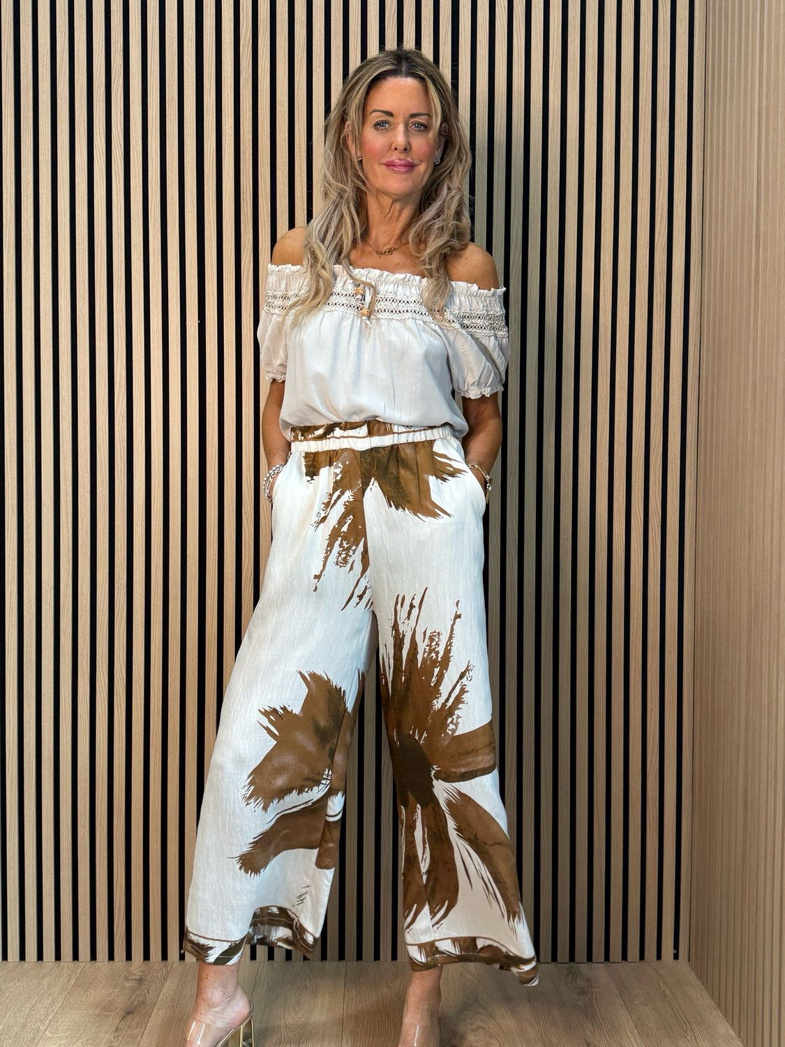 Printed Wide Leg Trousers - Cream/Brown