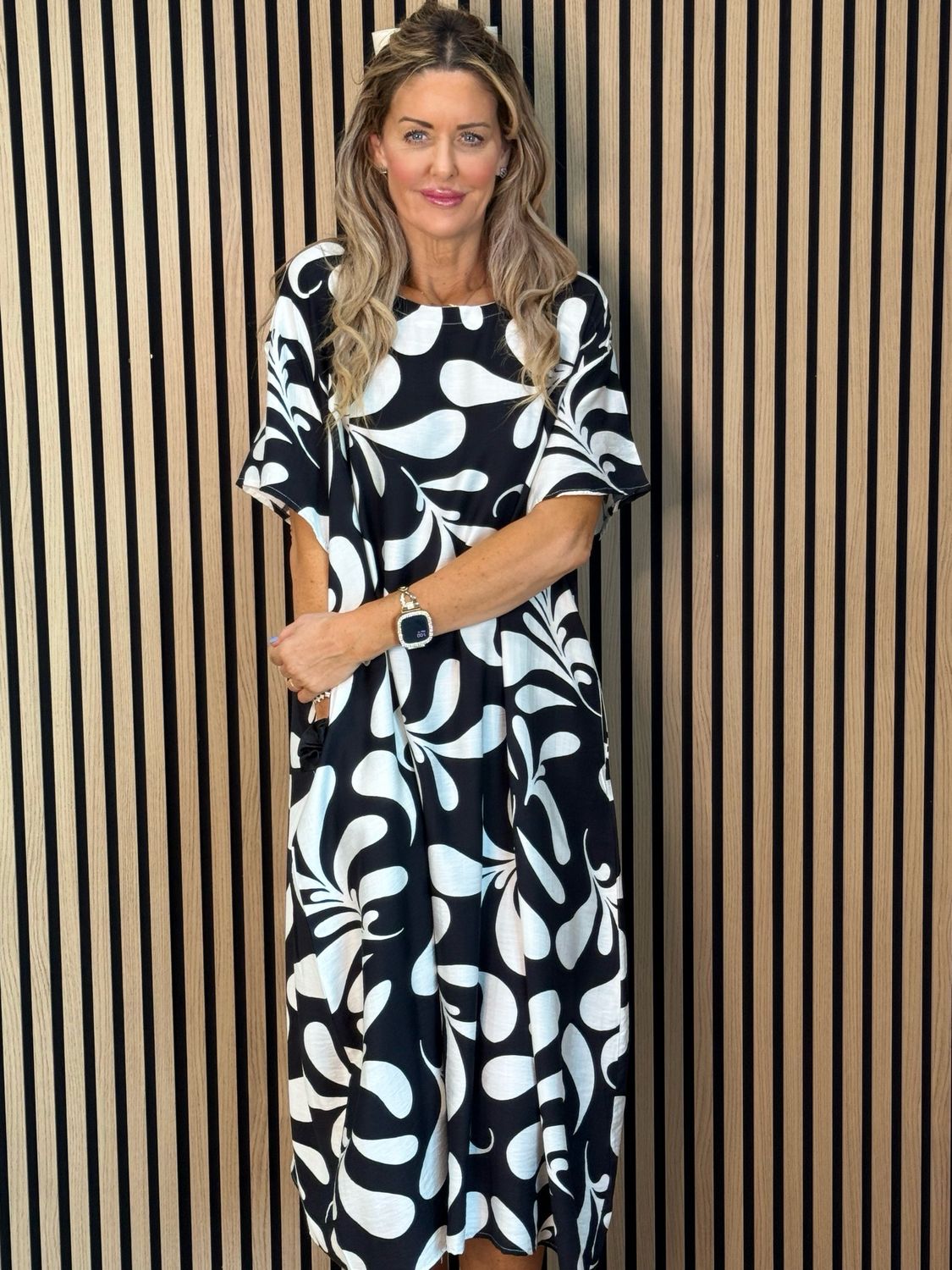 Abstract Print Relaxed Midi Dress - Black