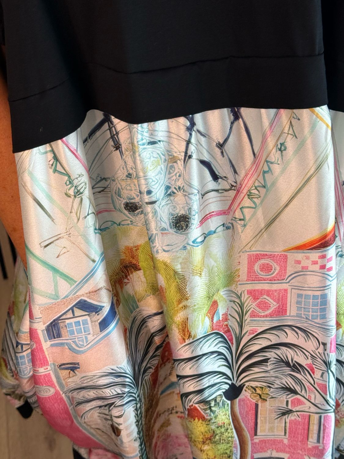 Scenic Print Midi Dress - Black/White/Pink