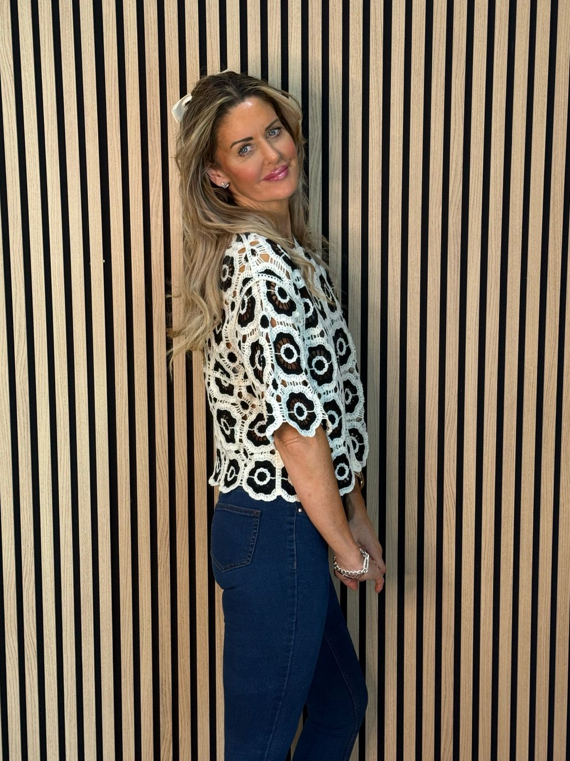 Circle Pattern Crochet Cardigan- Black/White