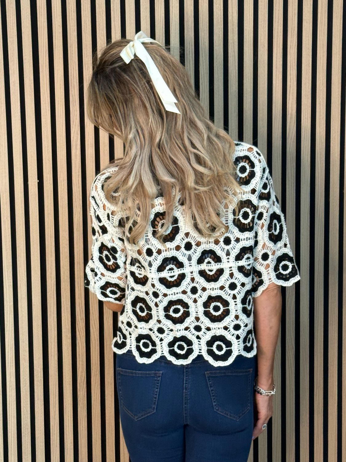 Circle Pattern Crochet Cardigan- Black/White