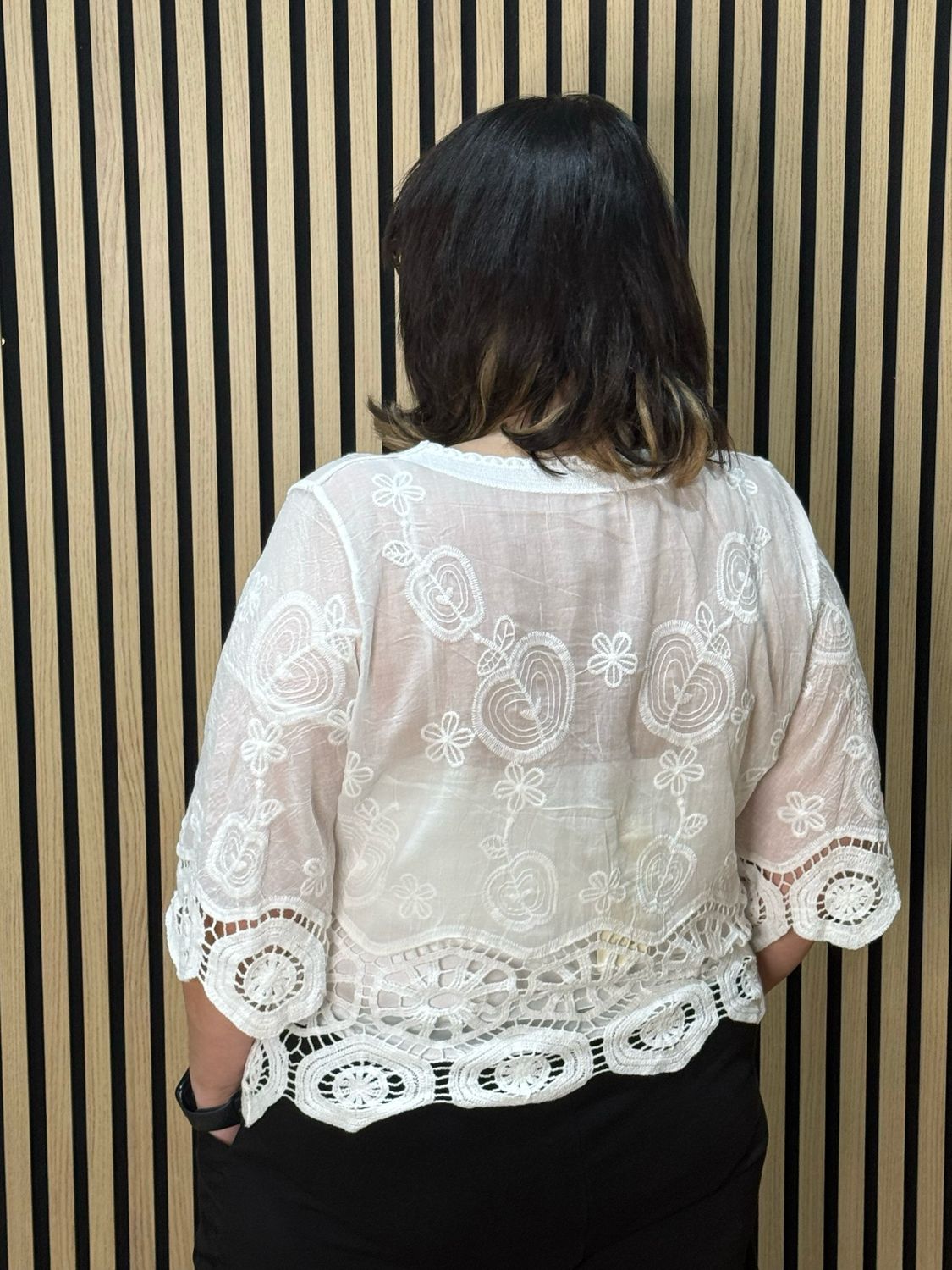 Floral Embroidered Cotton Top - White
