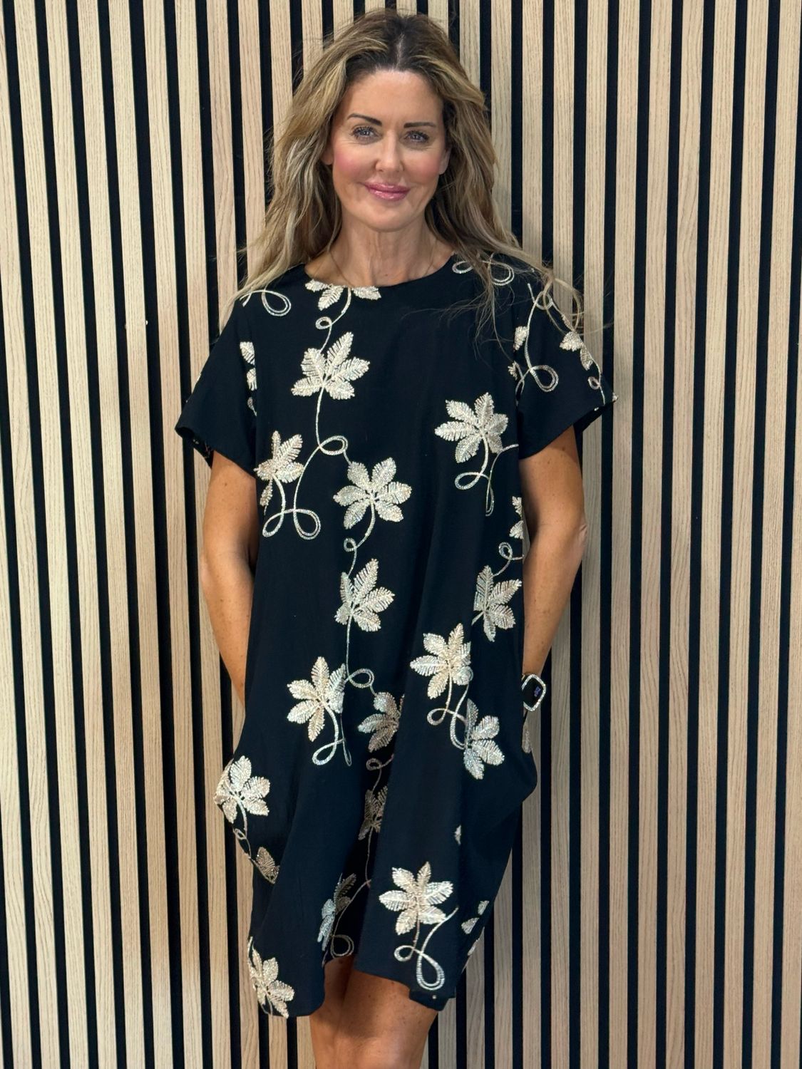 Leaf Embroidered Dress - Black