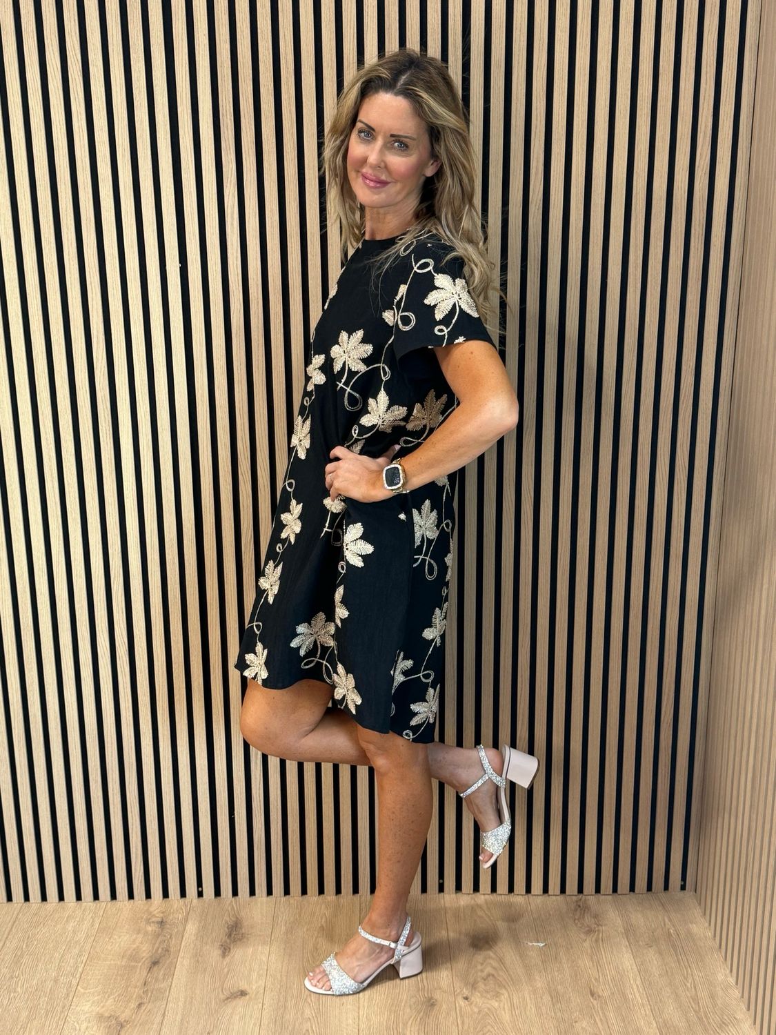 Leaf Embroidered Dress - Black