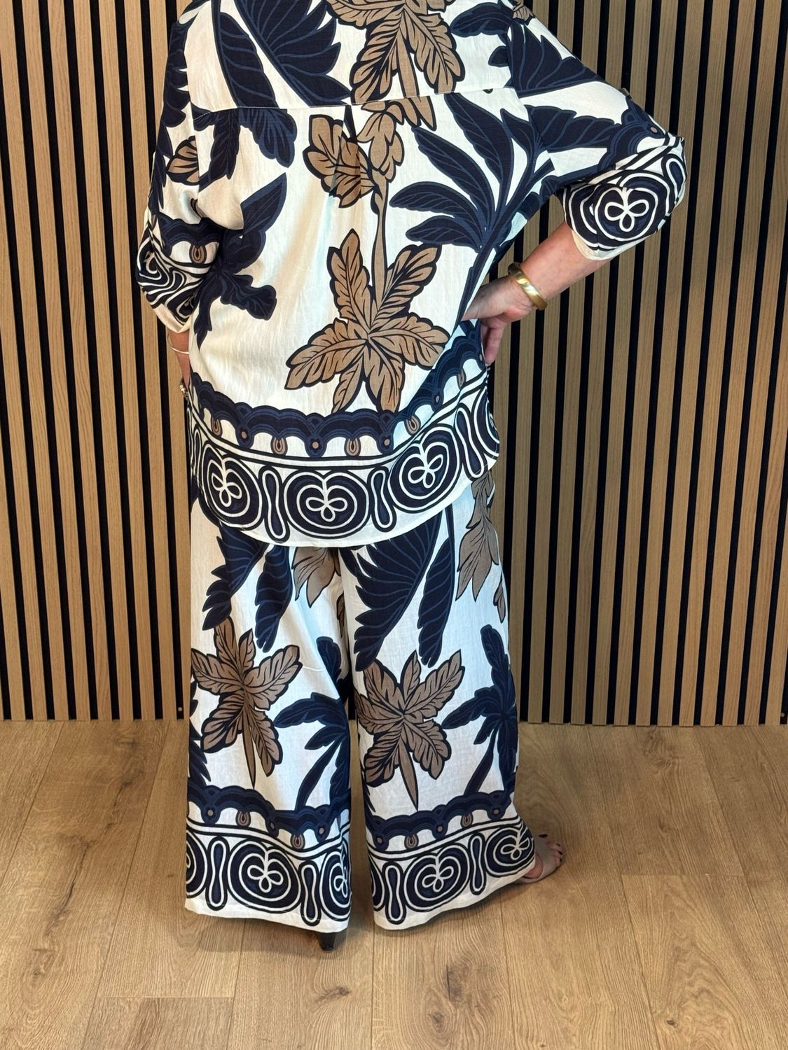 Leaf Print Trouser Suit - Navy/Cream