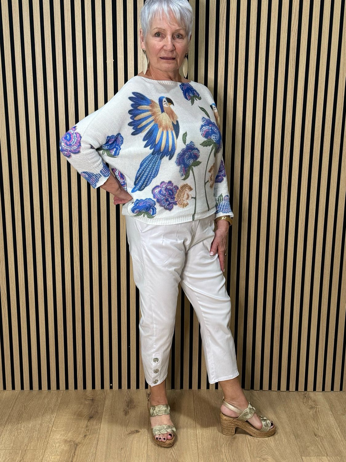 Button Detail Cropped Trousers - White