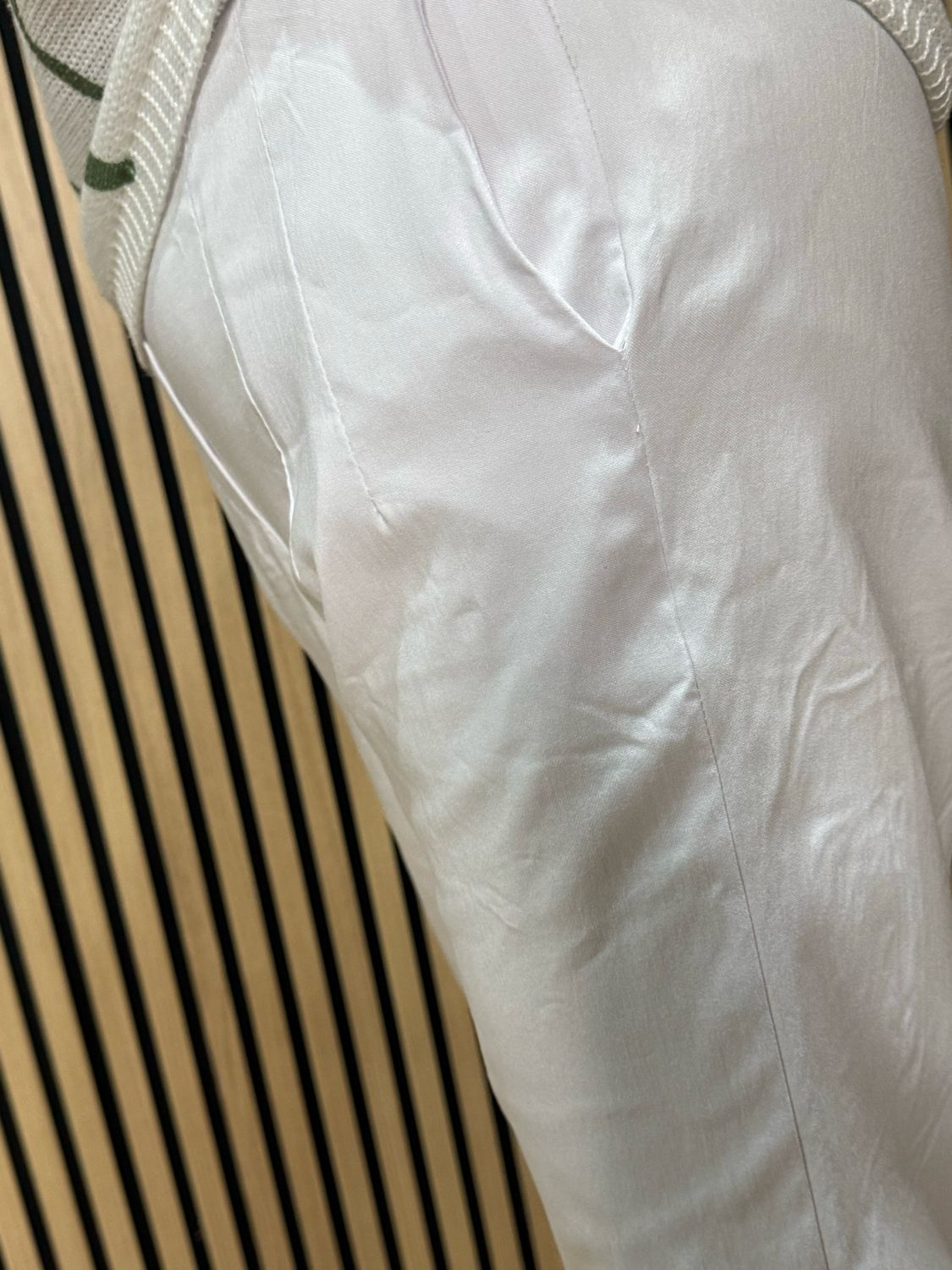 Button Detail Cropped Trousers - White