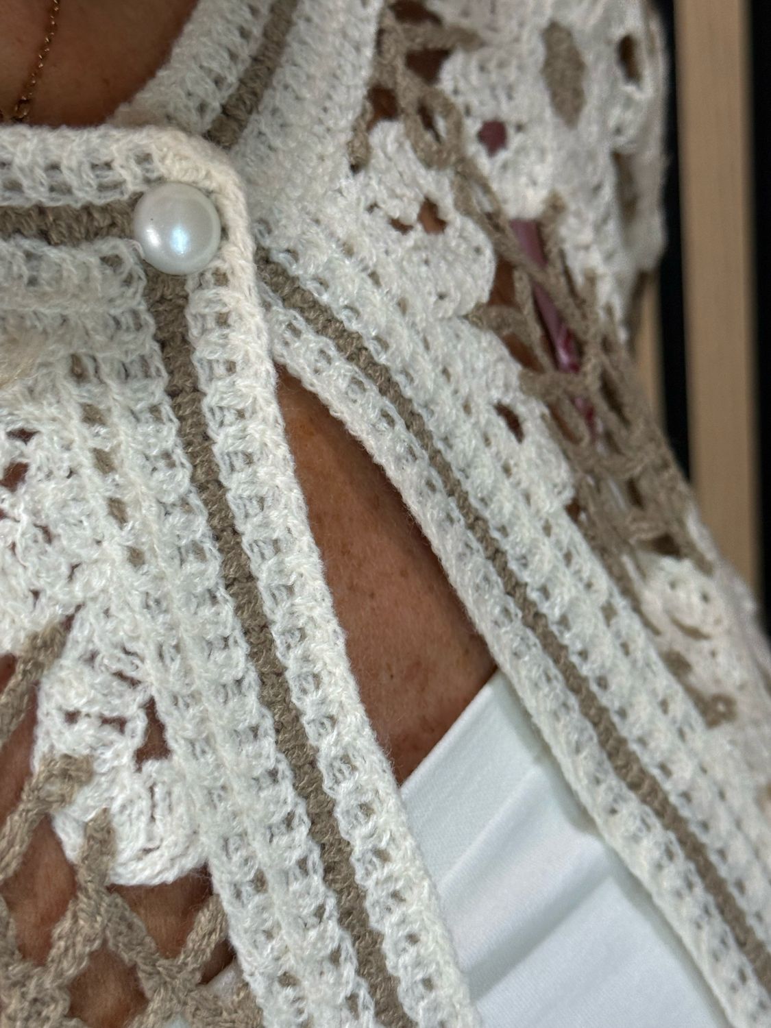 Floral Crochet Cardigan Taupe/Cream