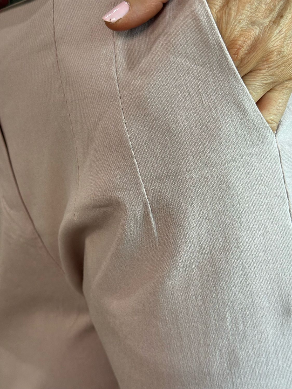 Button Detail Cropped Trousers - Pink