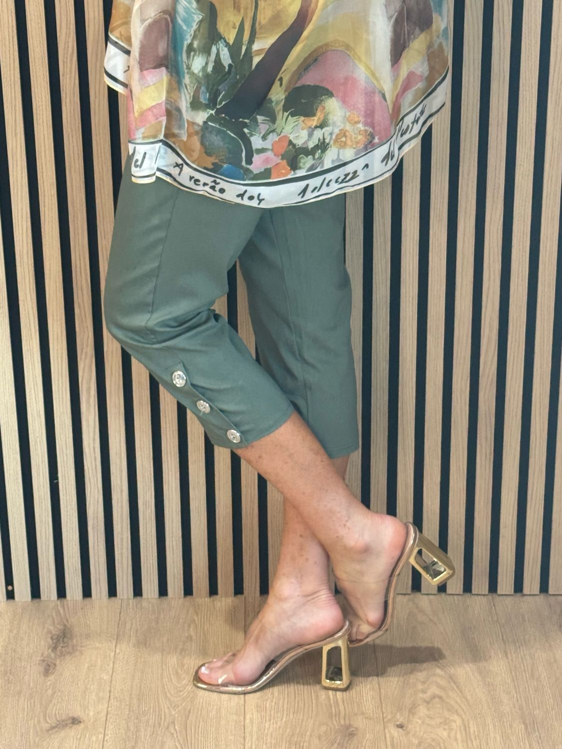 Button Detail Cropped Trousers - Khaki