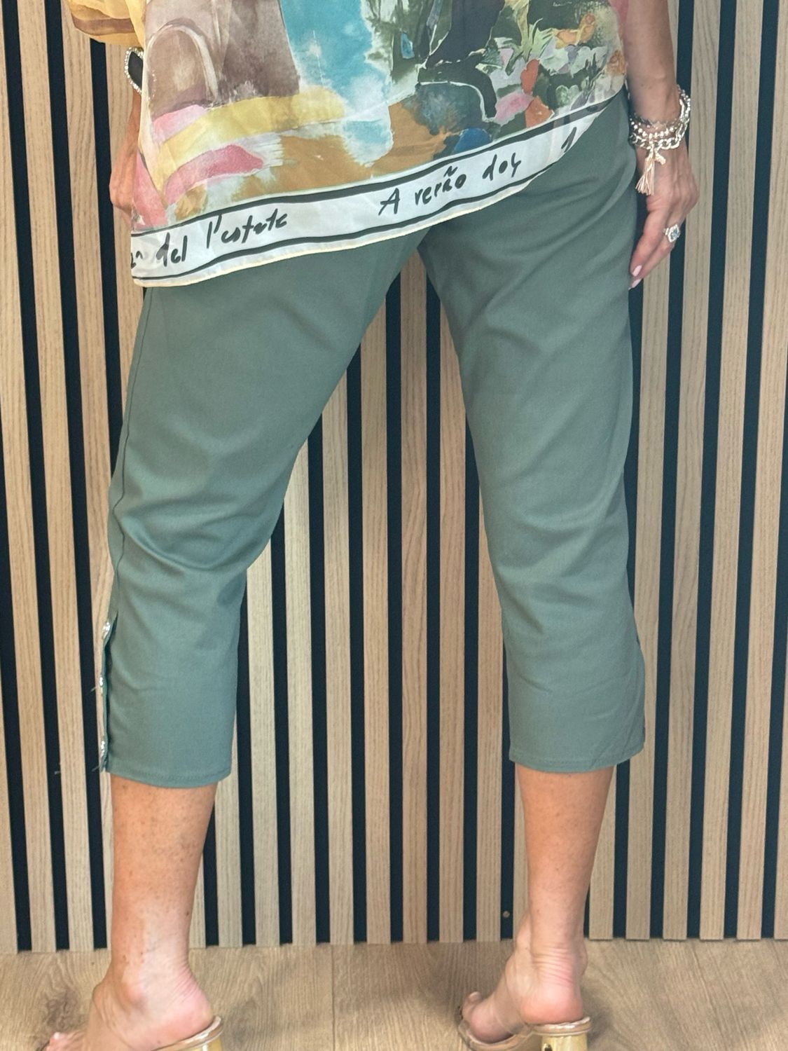 Button Detail Cropped Trousers - Khaki